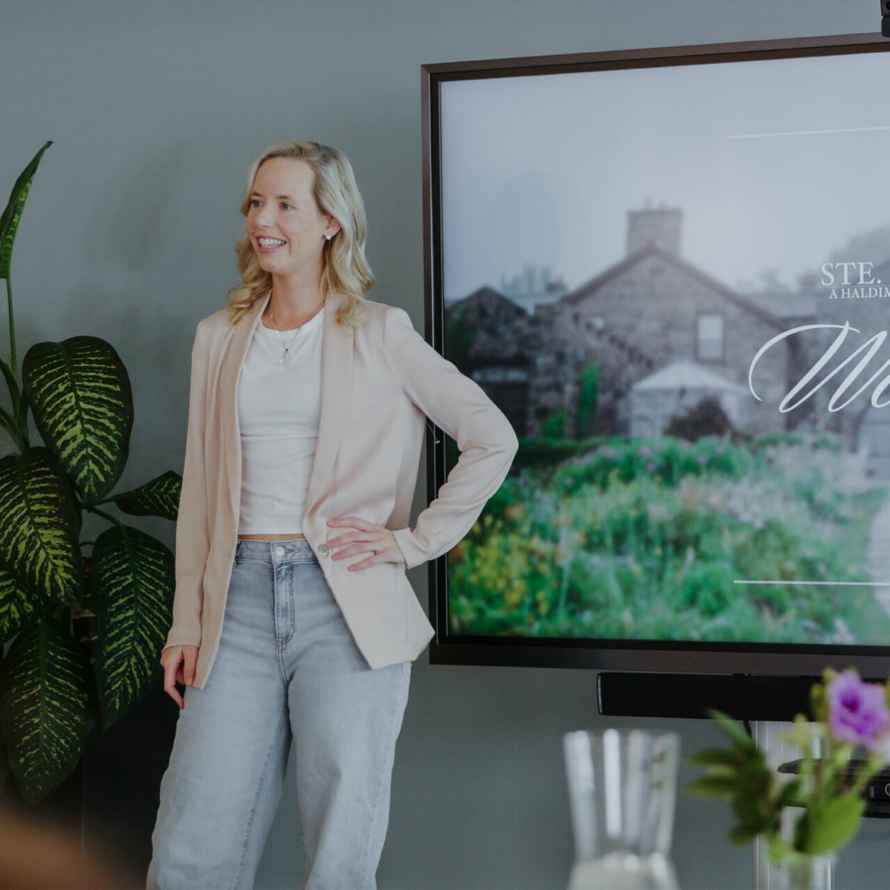 Adjustable Meeting Rental