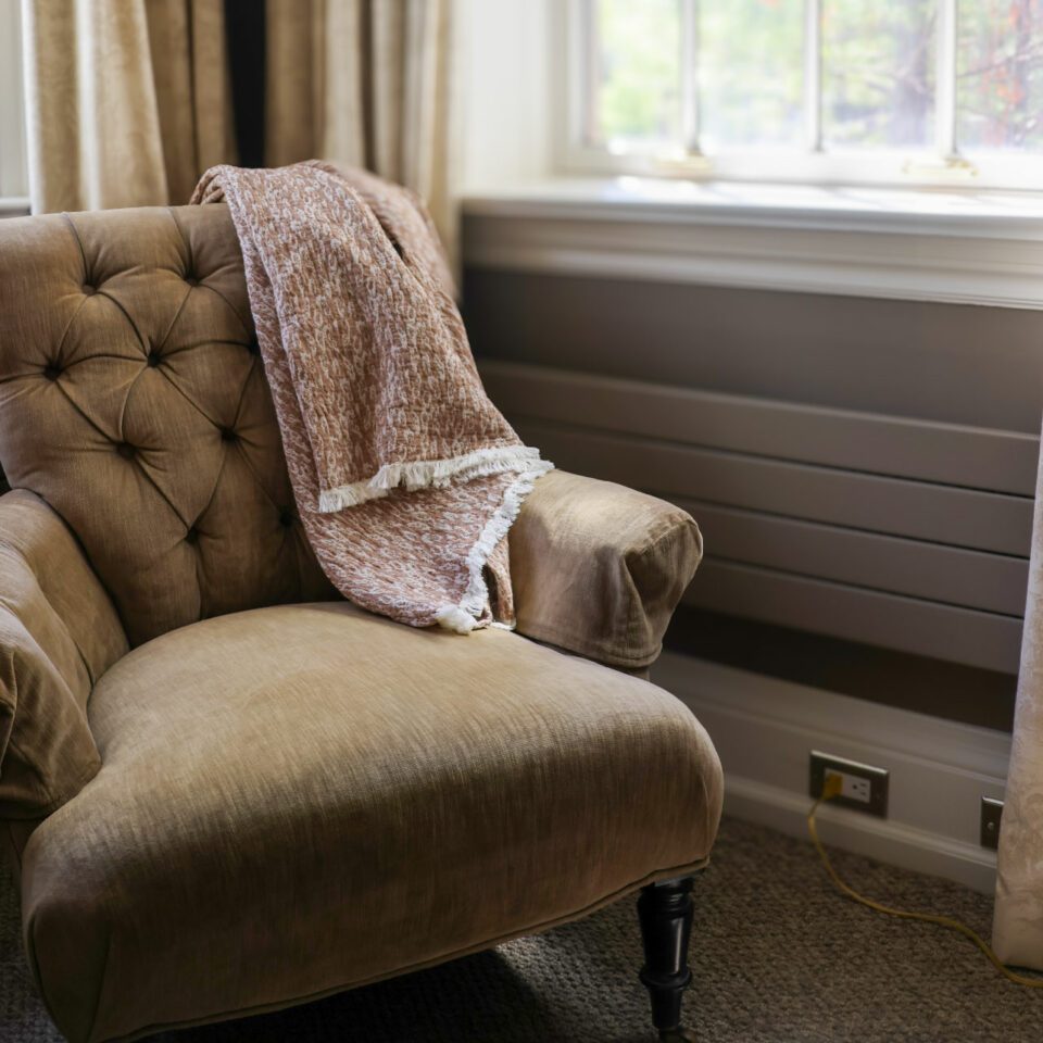 Last Minute – Burnley Room at Petit Pont