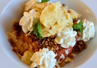 Apple Crumble with Tea Whipped Cream