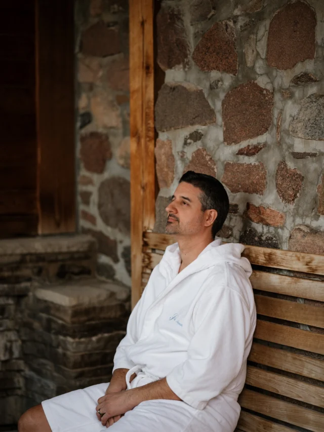 This Fathers Day, give the gift of timequiet, restorative and well spent.A Ste. Annes gift card offers the freedom to enjoy a Day Spa visit or an Overnight Getaway, surrounded by nature.From relaxing in the eucalyptus steam room to taking in the stillness of our forest trails, its more than a giftits an invitation to slow down.Available in any amount.Thoughtful. Flexible. Meaningful.