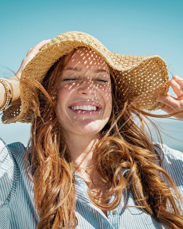 Start summer with a fresh face.Our gentle gommage helps lift away sunscreen, sweat and daily build-up  without harsh scrubbing. Smooth, soft skin feels like a reset.  Tip: Use 23x a week in your evening routine.#SummerSkin #GentleExfoliation #SteAnnesSkincare