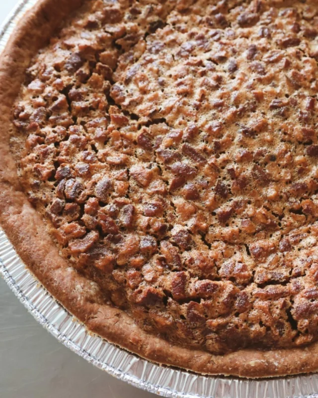 Reminder: Pre-Order Your Thanksgiving Pies! Thanksgiving is almost here! Call to pre-order our gluten-free pies and guarantee one for your holiday table.Flavours: Classic Pumpkin  Apple Rich PecanLimited quantities and flavours available  best to reserve yours today! 905-349-2104#SteAnnesBakery #GlutenFreeThanksgiving #ThanksgivingPies #HolidayBaking #GlutenFreeDessert