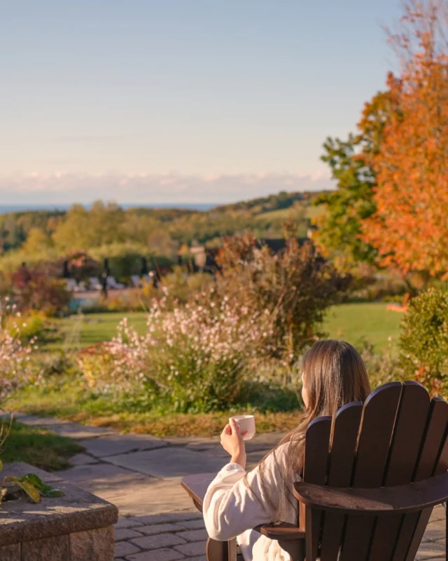 This Thanksgiving, were taking a moment to pause and give thanks for the people who make our days brighter, for the community that surrounds us, and for the little moments that bring joy and connection.  From our Ste. Annes family to yours, we hope your day is filled with warmth, gratitude, and a table surrounded by love.