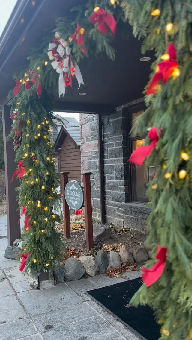 A quiet kind of magic settles over the countryside tonight. From all of us at Ste. Annes, were wishing you a peaceful Christmas Eve filled with warmth, comfort and moments that feel like home. 