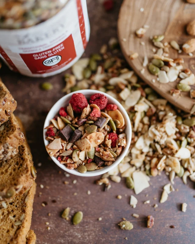 Stocking stuffers for your favourite gluten-free person! Fill their stocking with:GranolaChocolate barsNevermeltSignature TeasAnd other gluten-free treats made here at the bakery.Perfect little add-ons for gifting (or snacking). Tag your gluten-free friends below!#glutenfreechristmas #glutenfreetreats