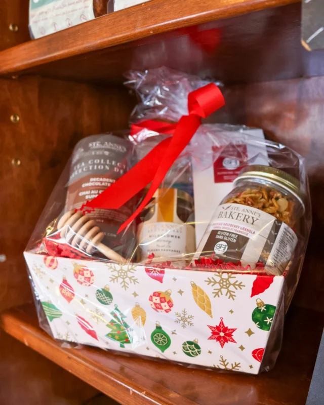 Holiday gifting, made easy. Our bakery gift baskets are now available in small and large, filled with our gluten-free favourites and thoughtfully chosen goodies. Select baskets include beautifully local crafted wooden cutting boards, perfect for sharing (or keeping). Available while quantities last.