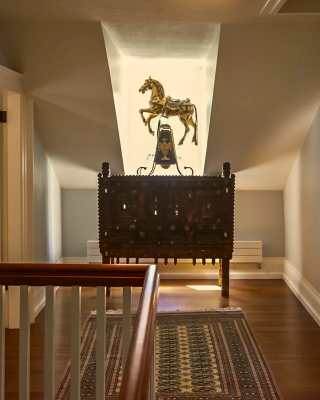 Timeless holiday moments  This antique carousel horse inside Barton Cottage reminds us that some traditions never go out of style. Merry Christmas Eve!