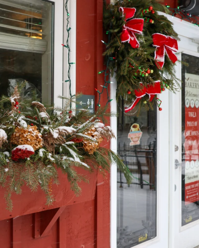 This weekend is for late mornings, easy meals, restocking gluten-free essentials before routines ramp up again. We will be here daily from 6am - 7pm!