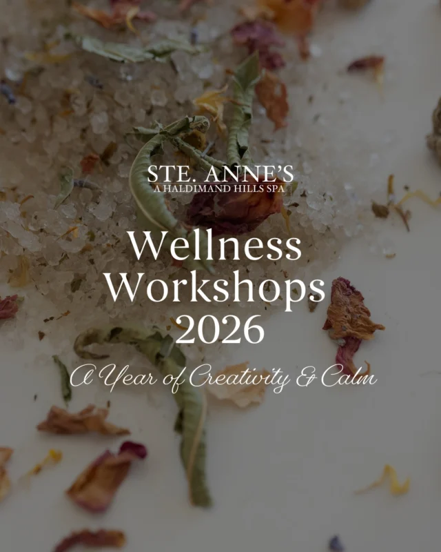 Theres something special about creating with your hands, especially in the quiet of the countryside. Our Creative Workshops are now scheduled through the end of the year, each one inspired by the season unfolding around us.Available Mondays, Wednesdays & Fridays from 1:30 - 2:30pm.Youre welcome to add a workshop to your visit, or simply use your spa & wellness allowance (included in every package) toward one.Plant something. Blend something. Arrange something beautiful. And leave with more than just a memory.Swipe through to see whats blooming 