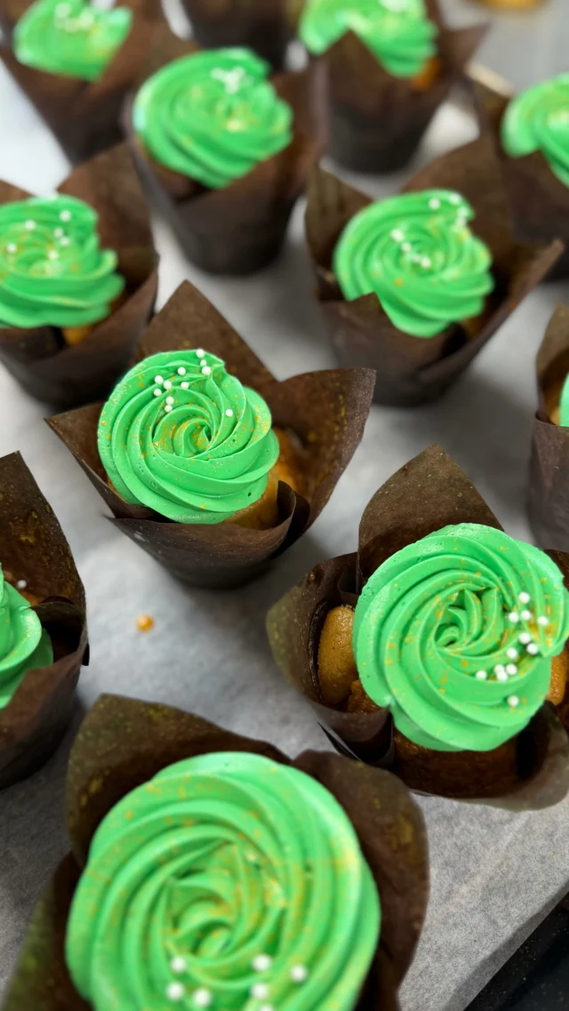 Feeling lucky?  Our St. Patricks Day cupcakes are ready to take home! Vanilla cupcakes topped with mint buttercream, a touch of gold and sprinkles.  gluten-free,  magical  