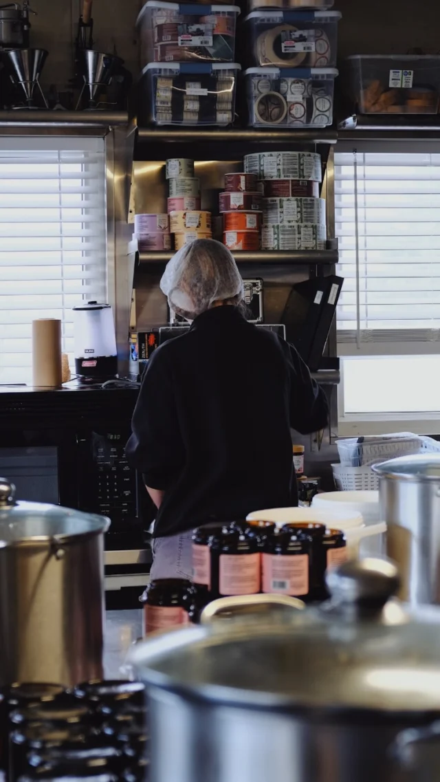 Maple season doesnt stop at the trees.It carries on inside our apothecary, just west of the spa, where each batch, maple and beyond, is blended, whipped and poured by hand.Slow. Intentional. A little tucked away.Where simple ingredients become something more.Our Maple Salt Scrub and Maple Body are now available online, in our boutique, or at @steannesbakery.