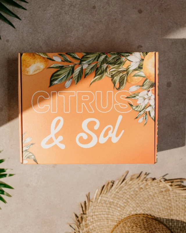 A few summer favourites inside Citrus & Sol Every item in this box is chosen for how itfeels on skin, on hands and in summer rituals.Inside youll find: Sunshine Salt Soak - for post-sun resets and evening baths Clementine Lip Scrub - soft, citrus-kissed summer lips Pokono Turkish towel - lightweight, beautiful, made for cottage + beach daysEvery piece is chosen to help you slow down and make the most of summer.